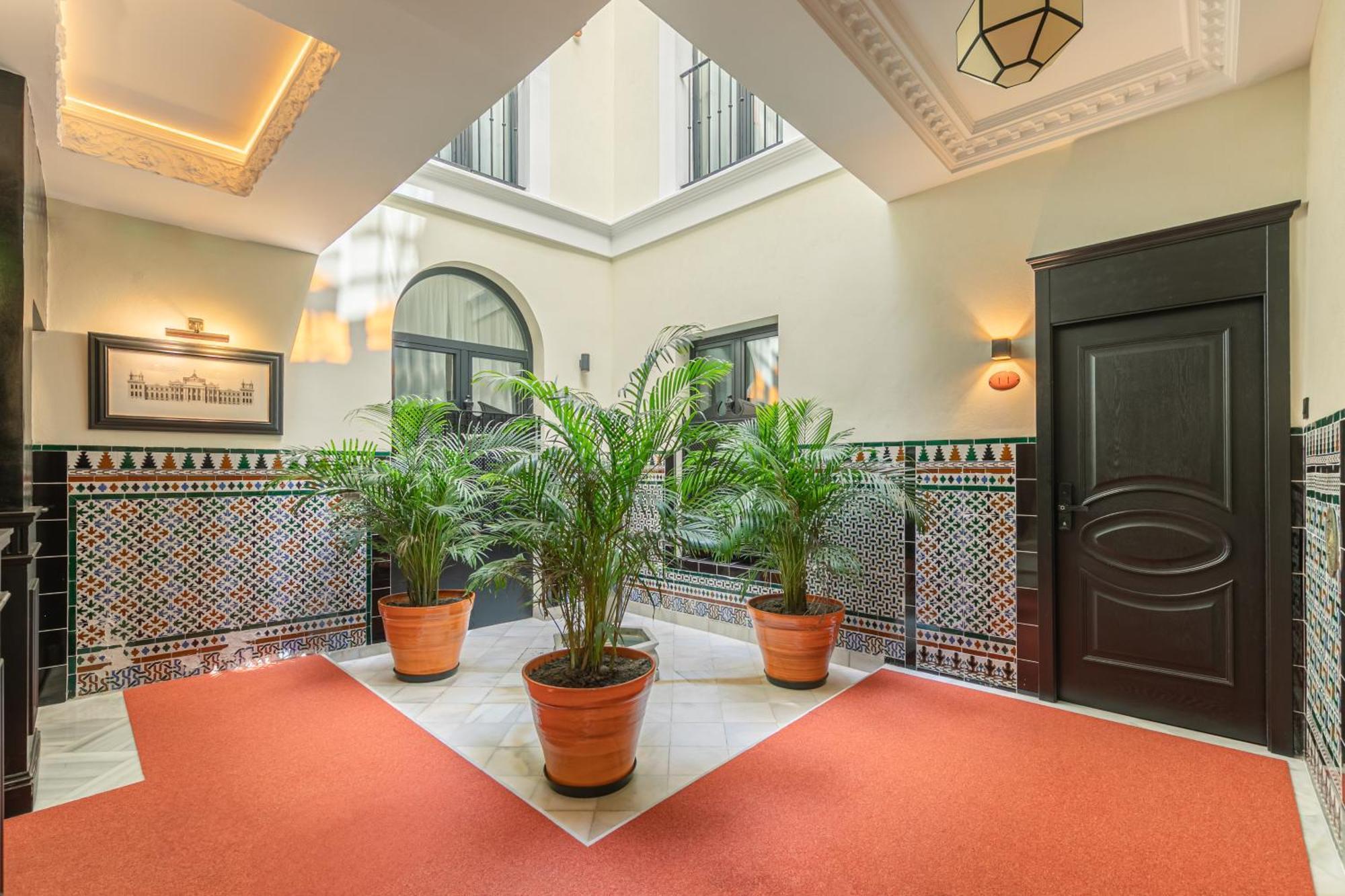 Casa 1862 Heritage Suites By Stay Unique, Seville